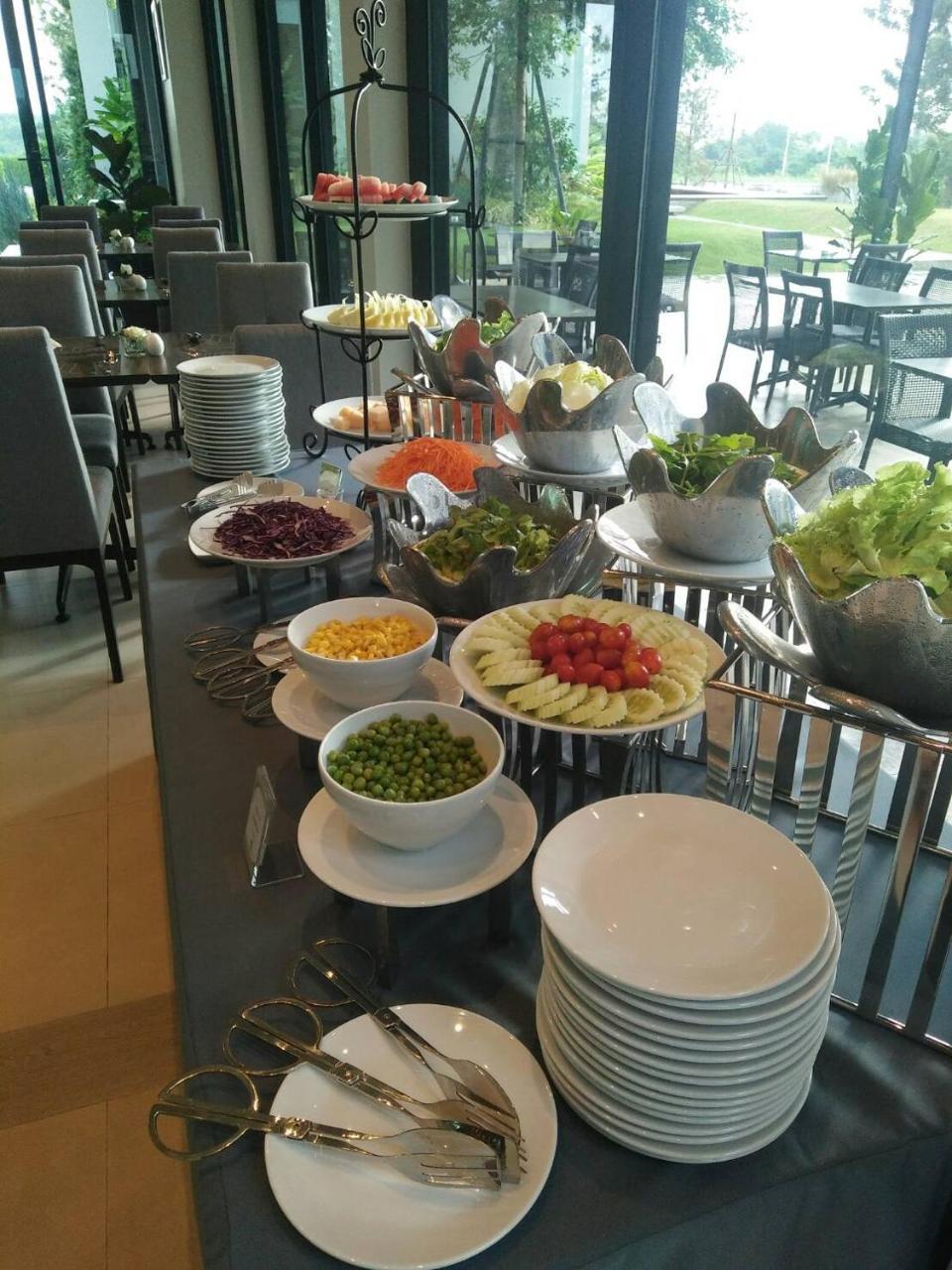 Green Ville Laguna Hotel Sung Noen Zewnętrze zdjęcie